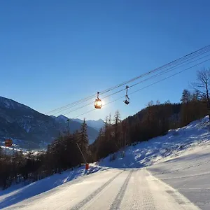 https://serrecheholidays.fr-provencehotel.com