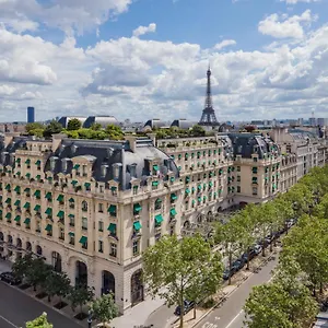 The Peninsula ***** Paris